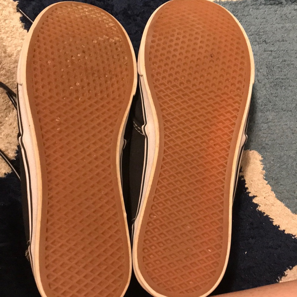 Black vans - Picture 2 of 3